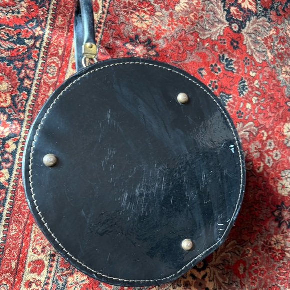 Vintage Judy Lee Jewels Shiny Black Vinyl Jewelry / Hat Box / Travel Handle Bag - Picture 5 of 10